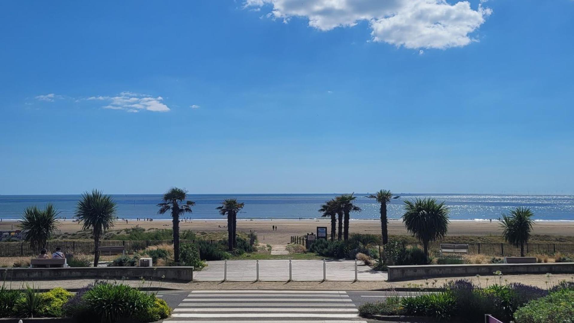 Hotel Spa Du Beryl St Brevin L'Ocean サン・ブルヴァン・レ・パン エクステリア 写真