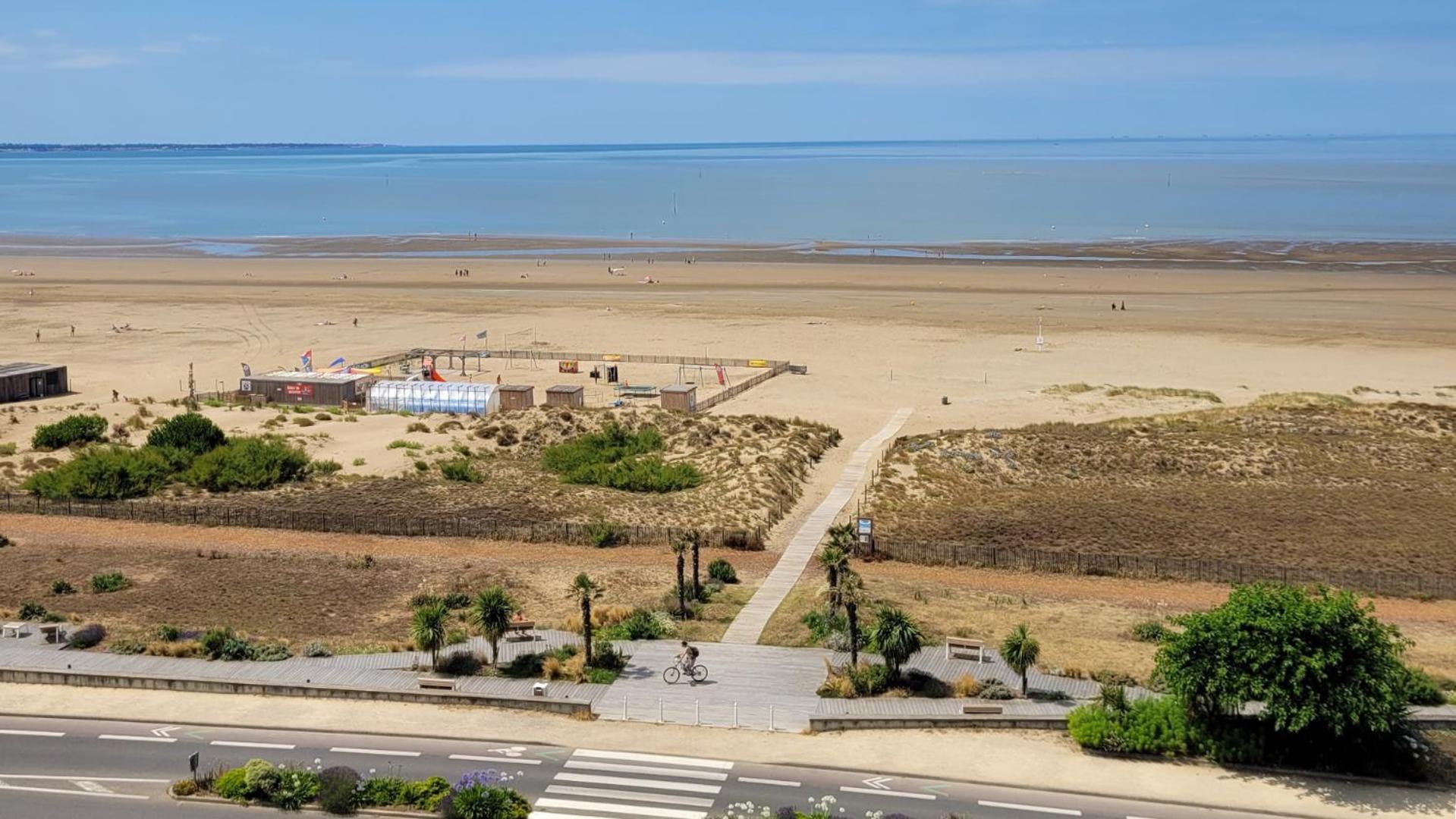 Hotel Spa Du Beryl St Brevin L'Ocean サン・ブルヴァン・レ・パン エクステリア 写真